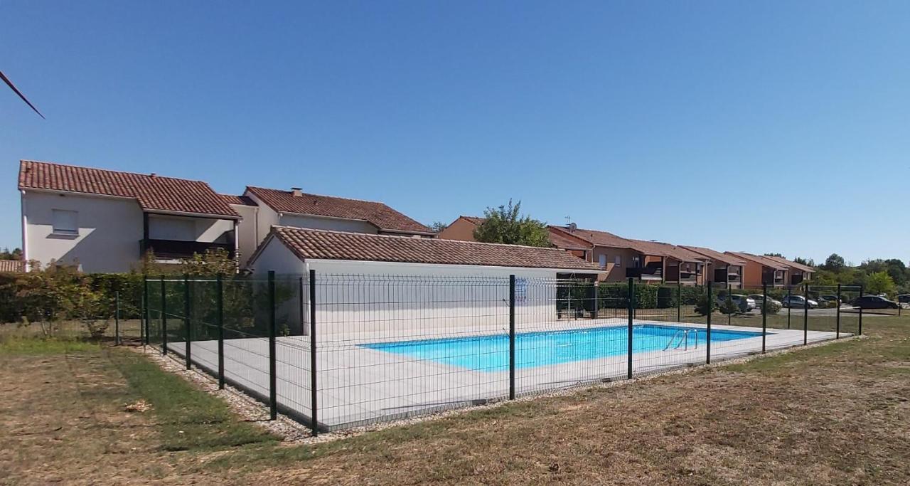 La Campagne Romantique - Avec Entree Autonome, Clim Neuve, Parking Prive & Sa Piscine ! - Saint-Sulpice (Oise) Exterior foto